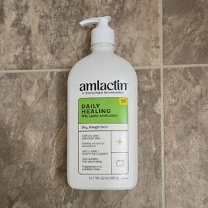 Healing Lotion With Lactic Acid For Dry Rough Skin 20 Oz Strawberry Skin Daily